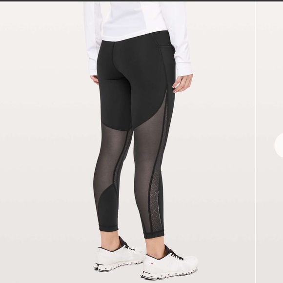 lululemon athletica Pants - Lululemon Run Smoothly 7/8 Tight 25”